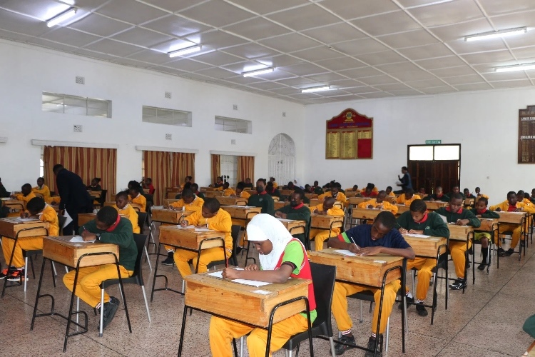 考場現(xiàn)場。埃格頓大學孔子學院供圖