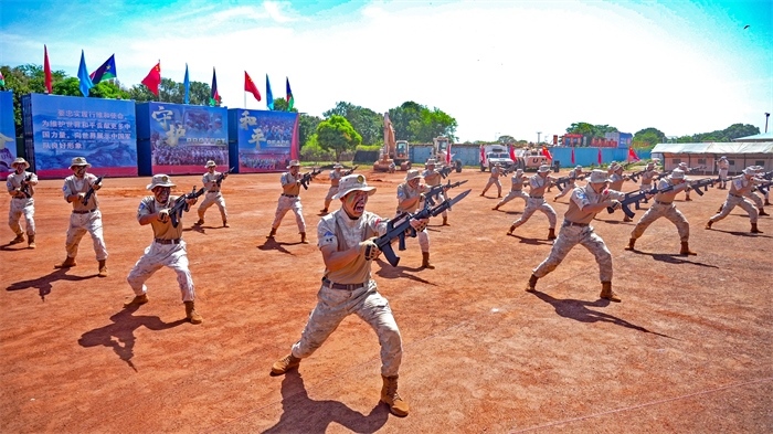 刺殺操表演。王軍杰攝