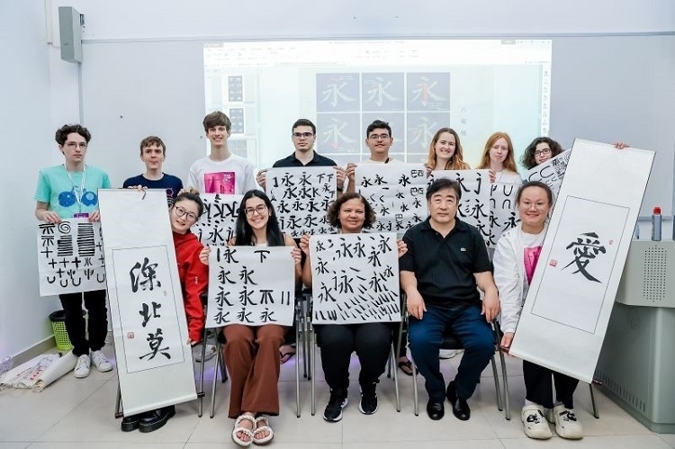 深北莫舉行文化交流活動。深北莫供圖