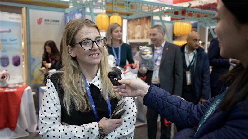 英格蘭約克旅游局局長薩曼莎·亨特接受采訪。 吳若鳴攝