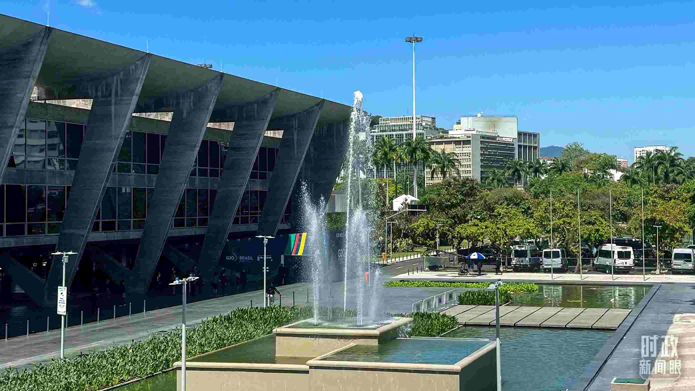 △G20峰會(huì)舉辦地，巴西里約熱內(nèi)盧現(xiàn)代藝術(shù)博物館。（總臺(tái)央視記者趙怡彬拍攝）