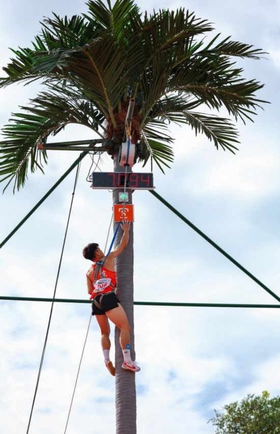 11月23日，廣東隊(duì)選手黃新鴻在比賽中。新華社記者 楊植森 攝
