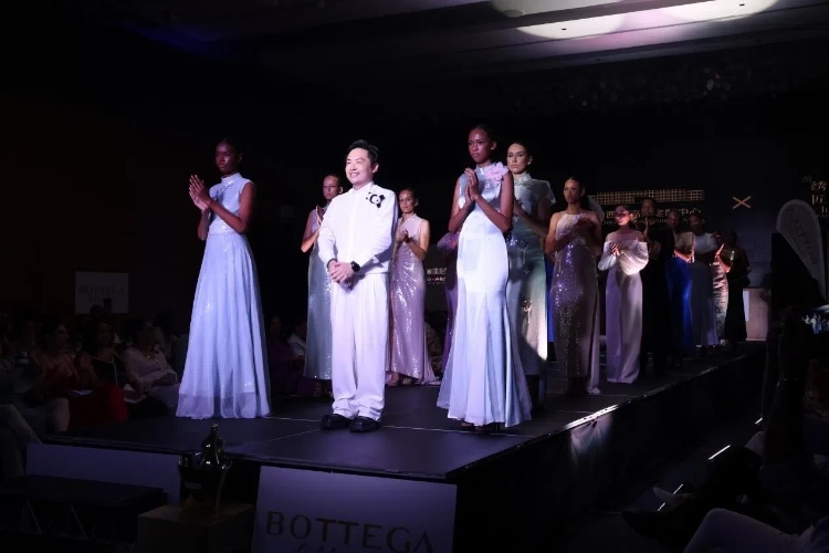 時裝周現(xiàn)場。顏李芳攝
