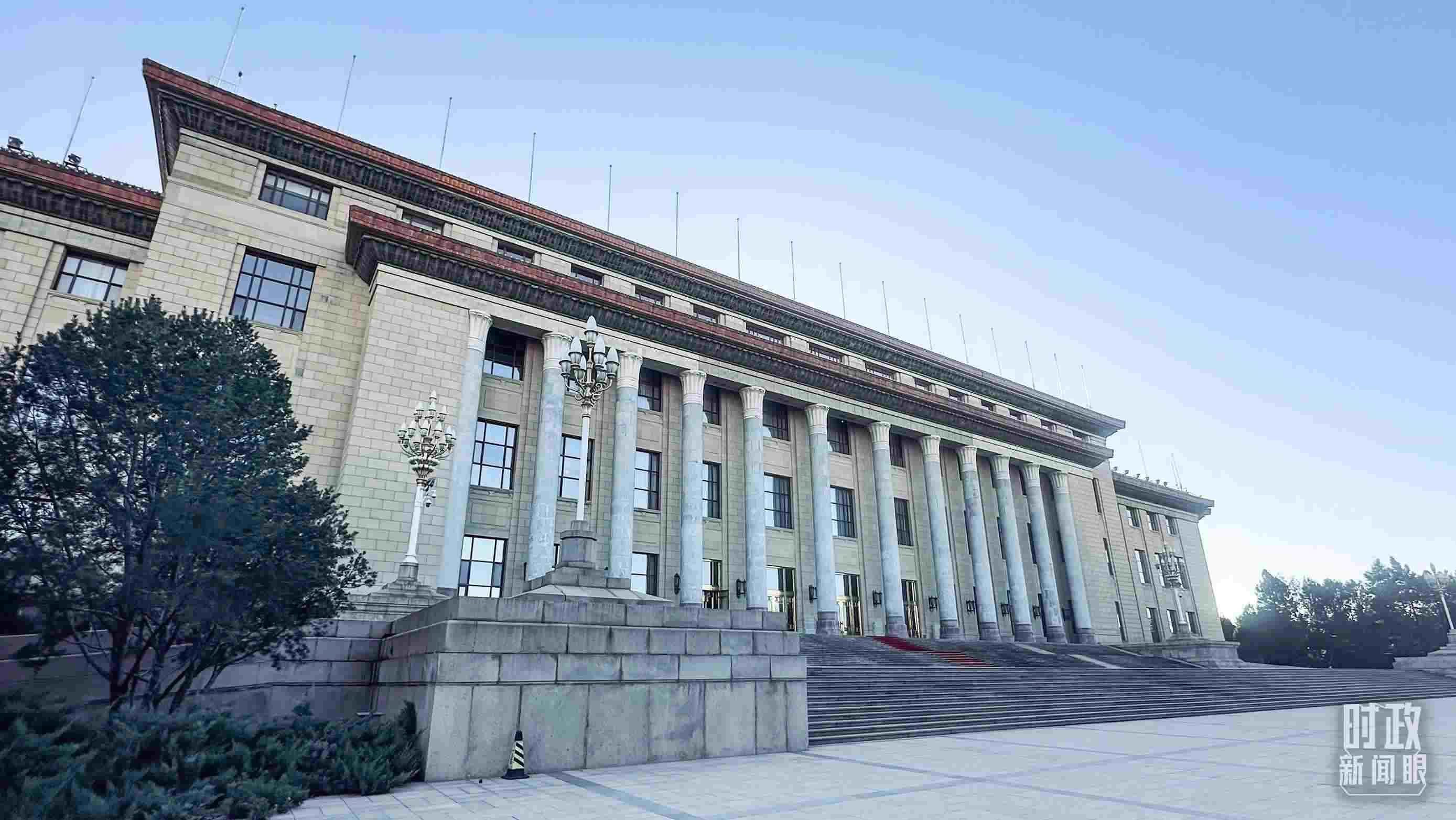 △第四次“一帶一路”建設(shè)工作座談會在北京人民大會堂舉行。（總臺央視記者范一鳴拍攝）