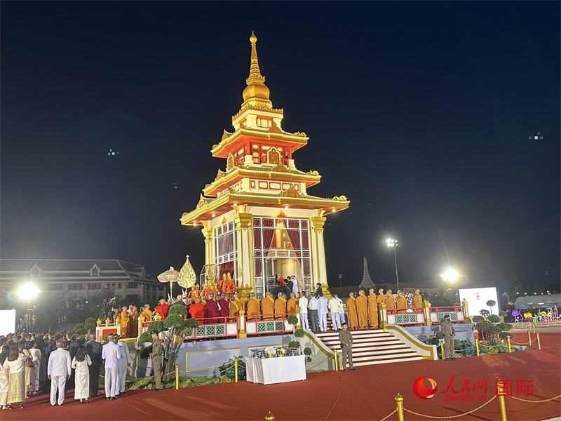 北京靈光寺佛牙舍利抵達王家田廣場安奉。人民網記者孫廣勇攝