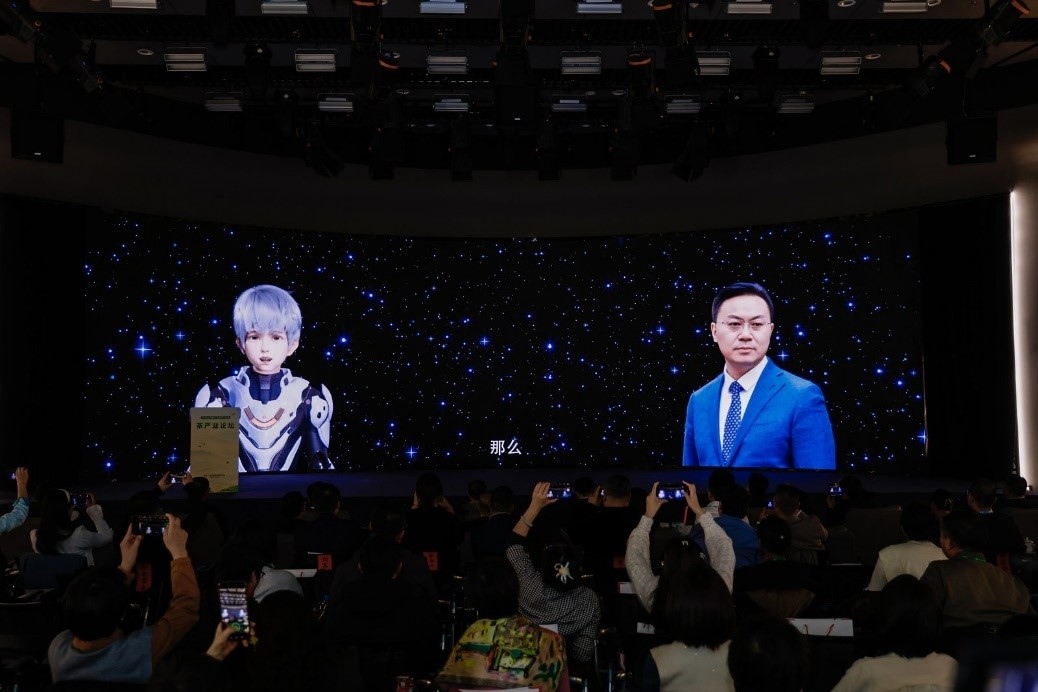 中國(guó)工程院院士、湖南師范大學(xué)校長(zhǎng)劉仲華與人民網(wǎng)數(shù)字人白澤線上對(duì)話