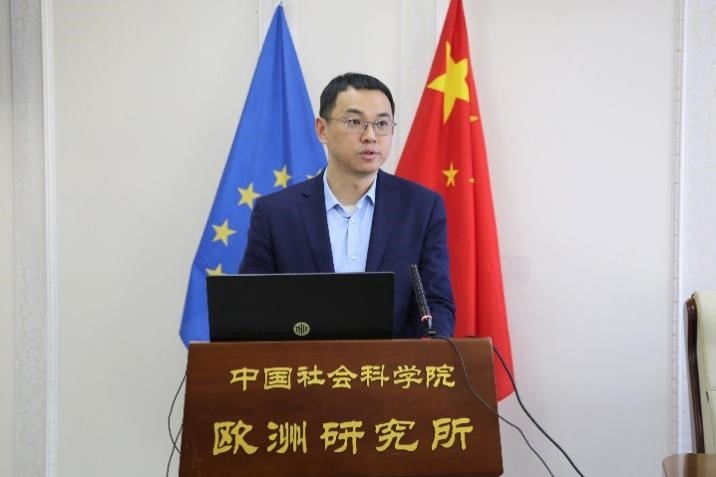 社會(huì)科學(xué)文獻(xiàn)出版社副總編輯童根興作開(kāi)幕式致辭。吳迪攝