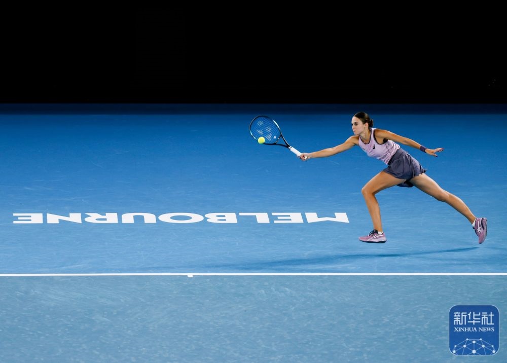 ↑托多尼在比賽中回球。新華社記者 馬平 攝