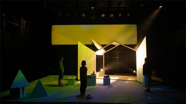 《又一道光芒》劇照。中國國家話劇院供圖