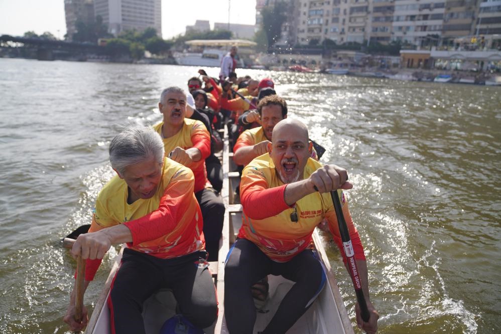 活動(dòng)現(xiàn)場(chǎng)龍舟競(jìng)技，共慶春節(jié)。開(kāi)羅中國(guó)文化中心供圖