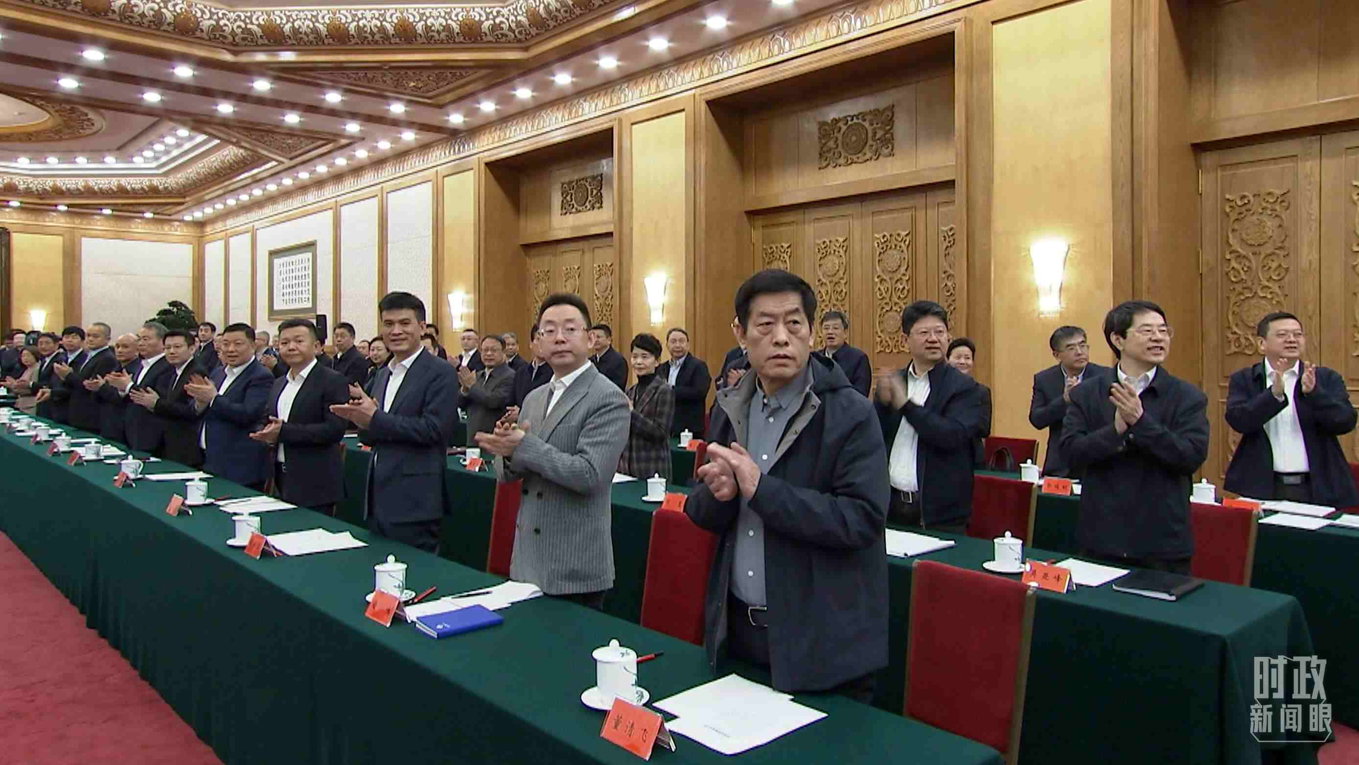 △2月17日，民營企業(yè)座談會現(xiàn)場。