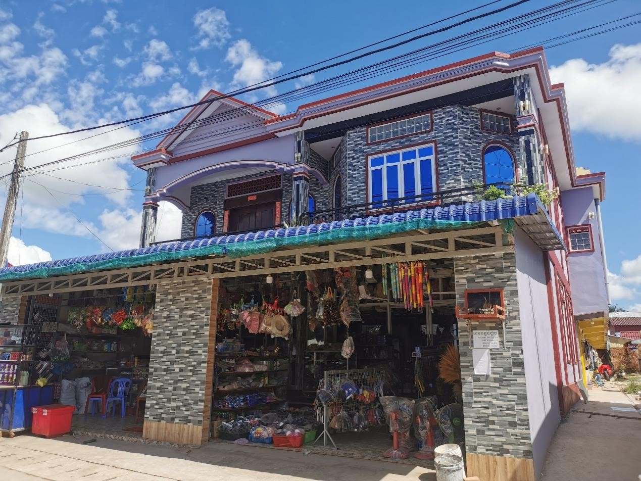 毗鄰西港特區(qū)的商店。西港特區(qū)供圖