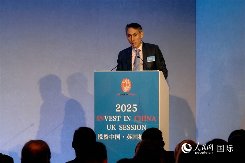 英國商業(yè)貿易部投資總監(jiān)吳僑文發(fā)表致辭。楊浩鵬攝