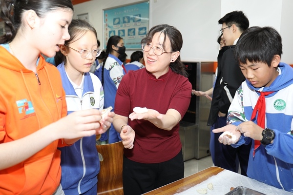 “見(jiàn)字如面，中法同心”青少年文化交流活動(dòng)啟動(dòng)。北京市教委供圖