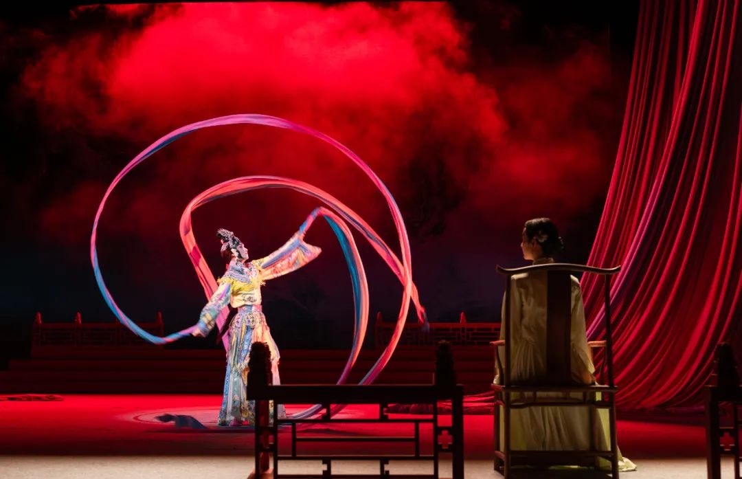 演出現(xiàn)場。北京人藝供圖