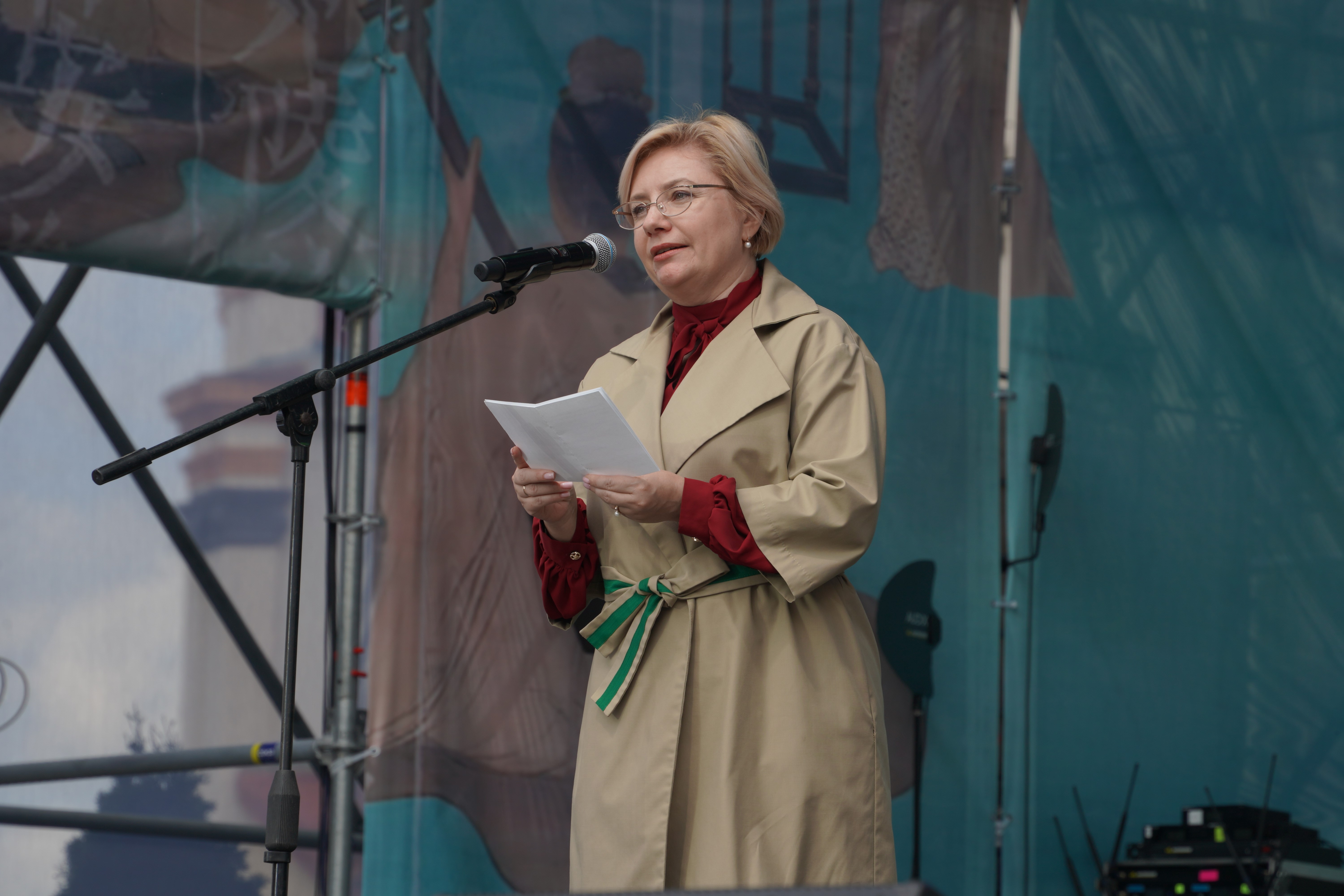 拉扎列維奇在活動開幕式上發(fā)表致辭。中國駐白俄羅斯大使館供圖